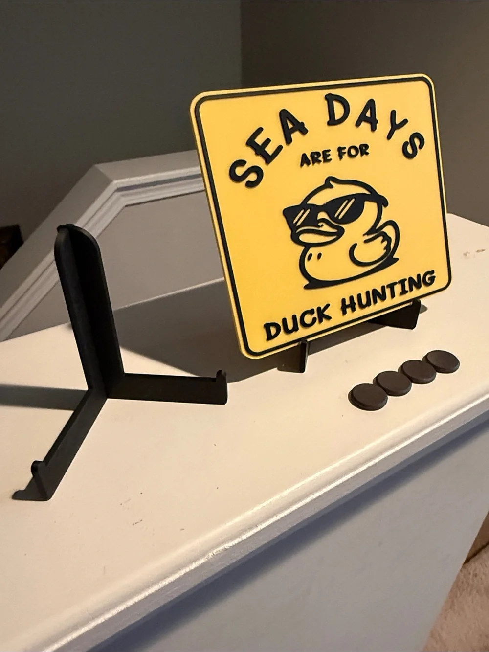 Yellow 'Sea Days Are For Duck Hunting' Wall Plaque